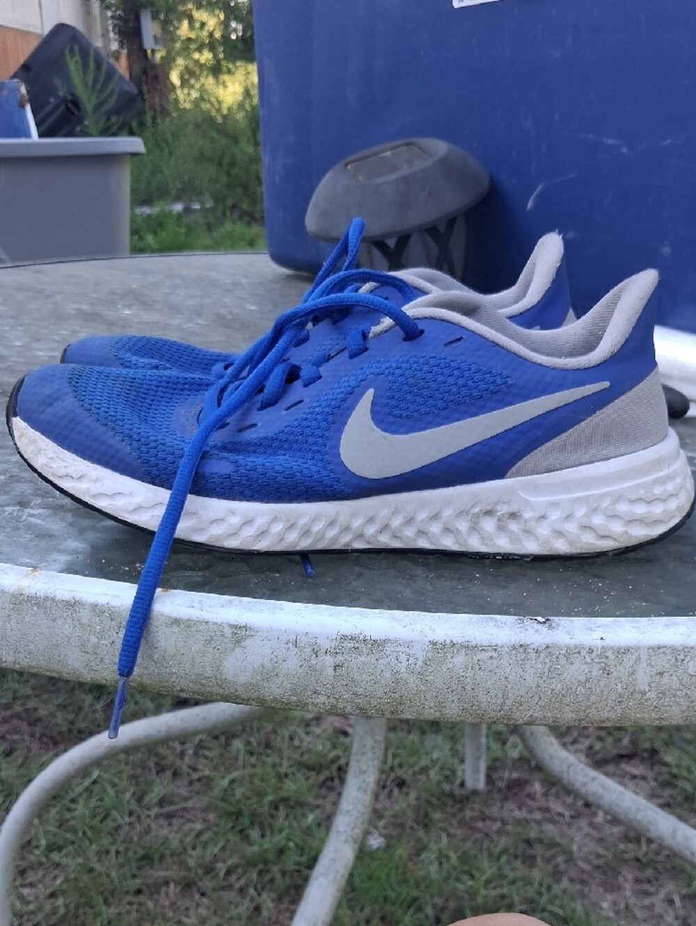 Nike Kids Blue and White Sneakers - Picture 2 of 4
